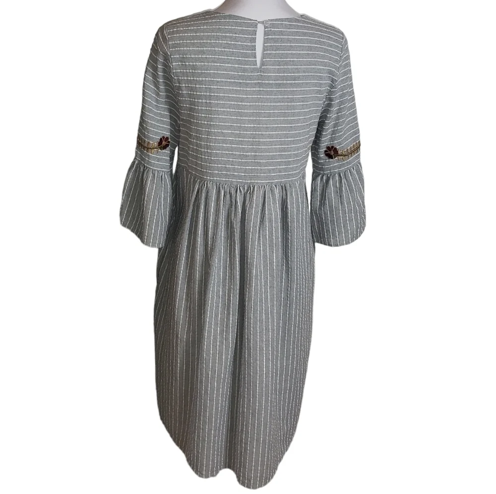 Orange Creek Gray Striped Floral Embroidered Dress Sz Medium Bell Sleeve Cotton - Picture 5 of 14